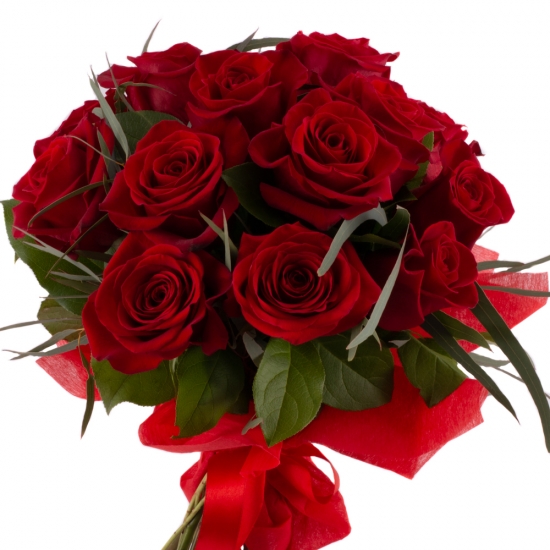 Știi ca te iubesc: buchet elegant cu 15 trandafiri rosii.