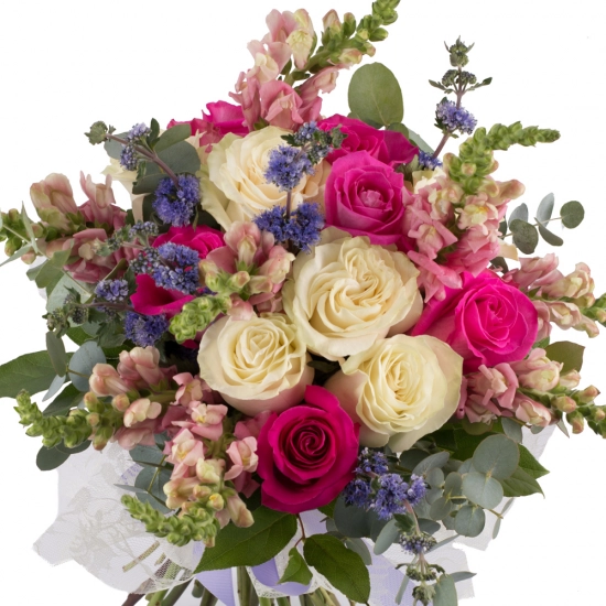 Buchet de 7, Trandafiri, Albi, 6, Trandafiri, Ciclam, 8, Antirrhinum, Roz, 6, Floare de mentă, Verde