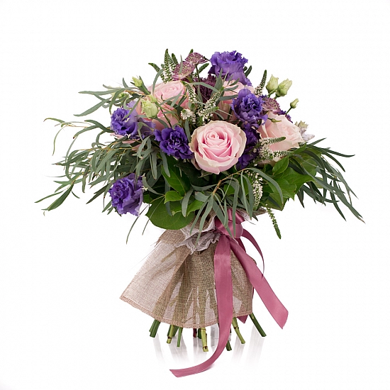 Buchet de 7, Trandafiri, Roz, 4, Lisianthus, Mov, 5, Veronica, Albă, 3, Astrantia, Roz, Verdeață