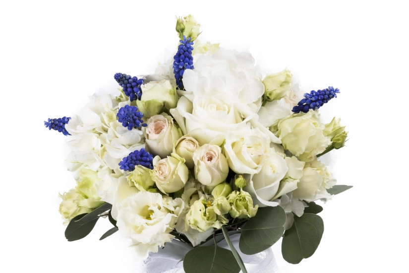 Buchet Mireasa/Nasa cu hortensia,trandafiri si minirosa