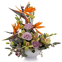 Aranjament din Strelitzia, Streliția, Trandafiri, Lisianthus, Astrantia, Cymbidium, Orhidee, Vas 2