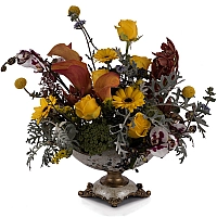 Aranjament floral din trandafiri, cale, orhidee, menta, phalaenopsis, schimia, craspedia, ami 2