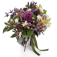 Buchet de Brasica, Liliac, Minirosa, Cematis, Astrantia, Grena, Mușețel, Frezii, Frezie, Leucadendro 2