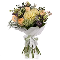 Buchet de Trandafiri, Banan, Lisianthus, Mov, Brasica, Minirosa, Trahelium, Waxflower, Roz, Verdeață 2