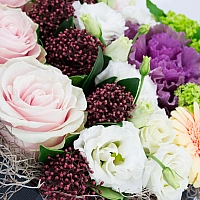 Trandafiri, Roz, Schimia, Lisianthus, Alb, Brasica, Mov, Viburnum, Gerbera, Crem, Cutie, Inimă 4
