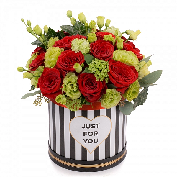 Aranjament de 15, Trandafiri, Roșii, Roșu, Roșie, 5, Lisianthus, Verde, Verzi, 5, Viburnum, Cutie