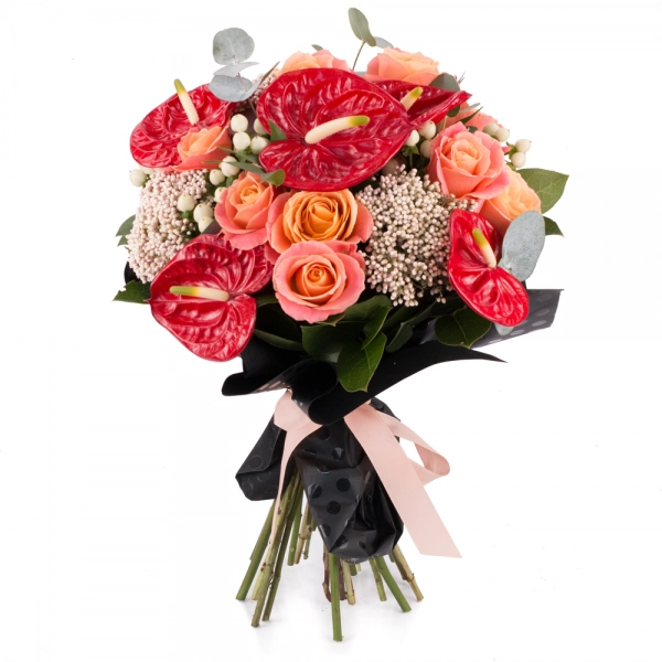 Buchet de 11, Trandafiri, Roz, 5, Anthurium, Roșii, Roșu, 4, Floare de orez, 6, Hypericum, Alb
