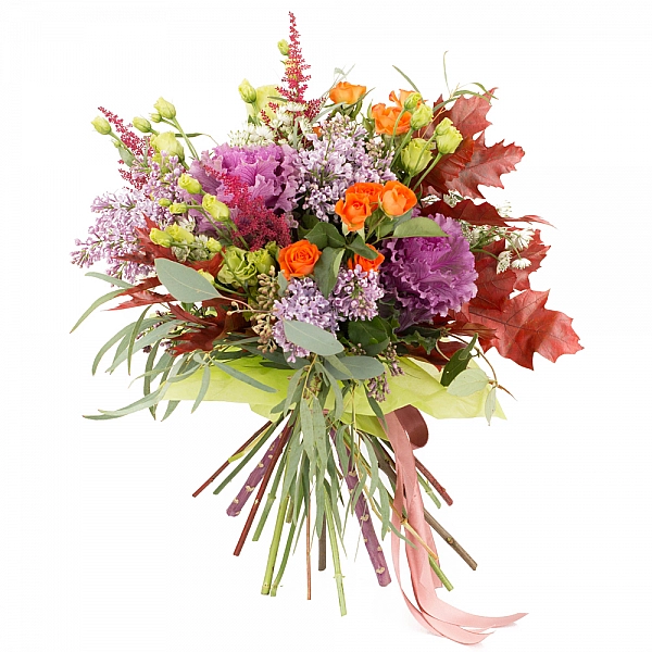 Buchet de Brasica, Minirosa, Lisianthus, Liliac, Astrantia, Astilbe, Frunze de arțar, Frunză, Verde