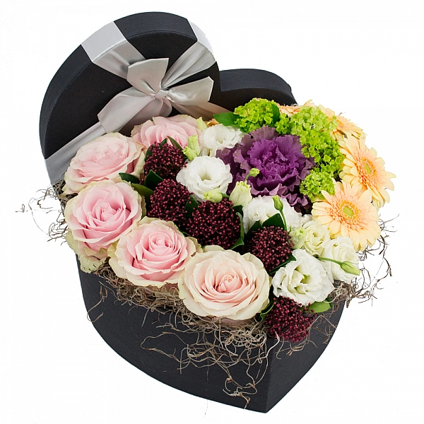Trandafiri, Roz, Schimia, Lisianthus, Alb, Brasica, Mov, Viburnum, Gerbera, Crem, Cutie, Inimă